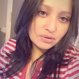 Meet your Posher, Gabriela